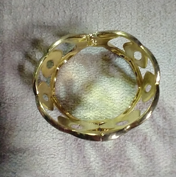 Huge goldtone hinged circles bracelet statement runway - Picture 5 of 7